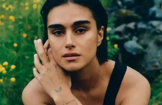 News card background image