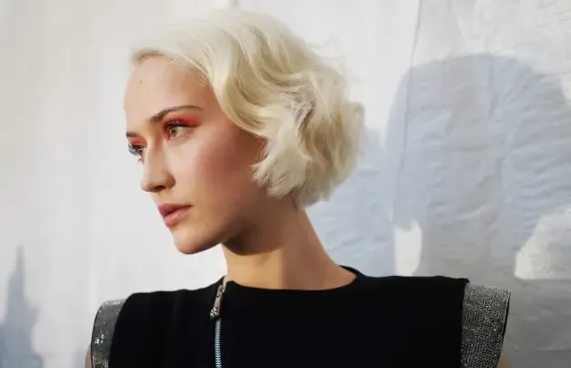 News card background image